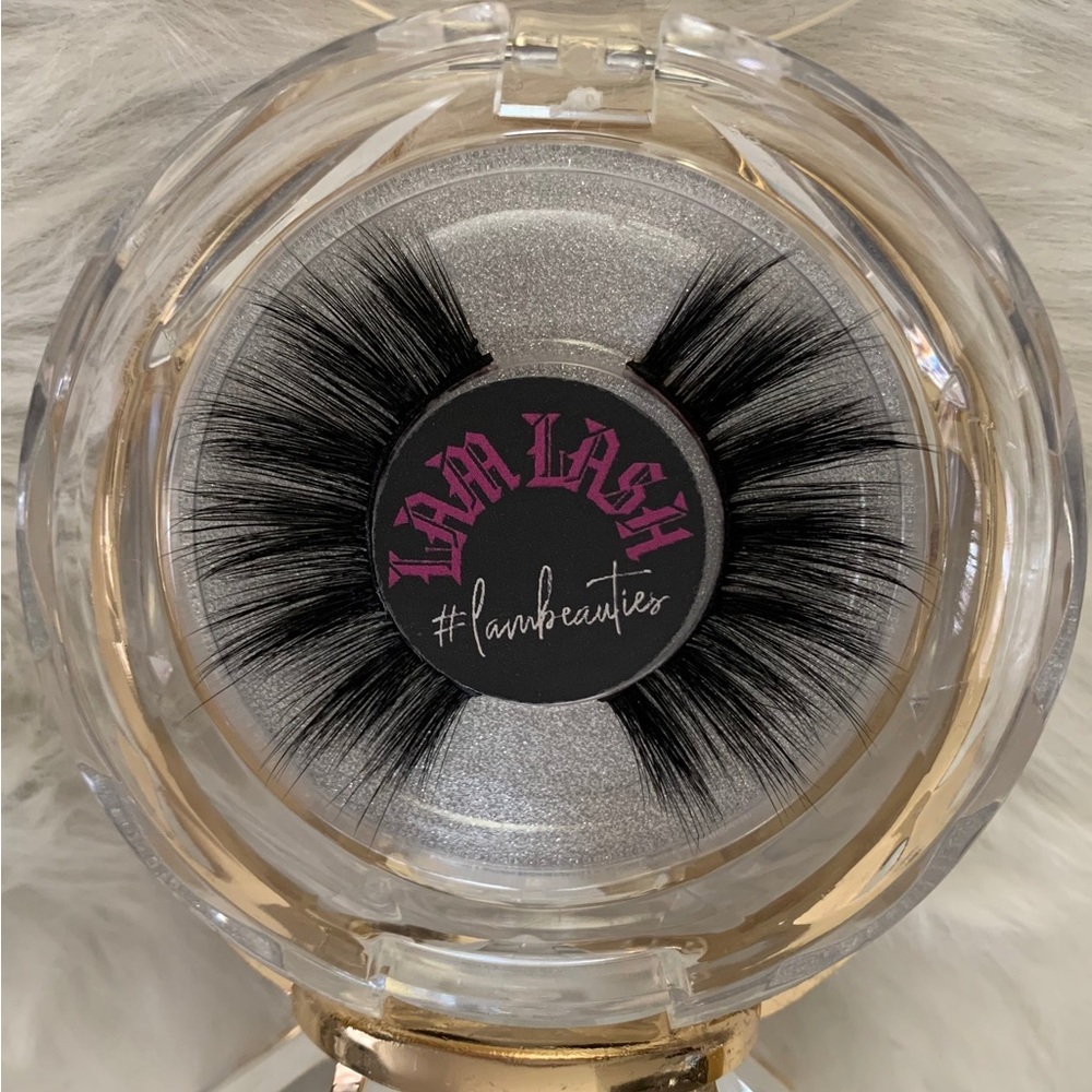 Doris Lashes